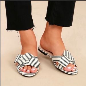 COPY - NWOT SOLE SOCIETY Cream Black Stripe Sandals 8.5/9